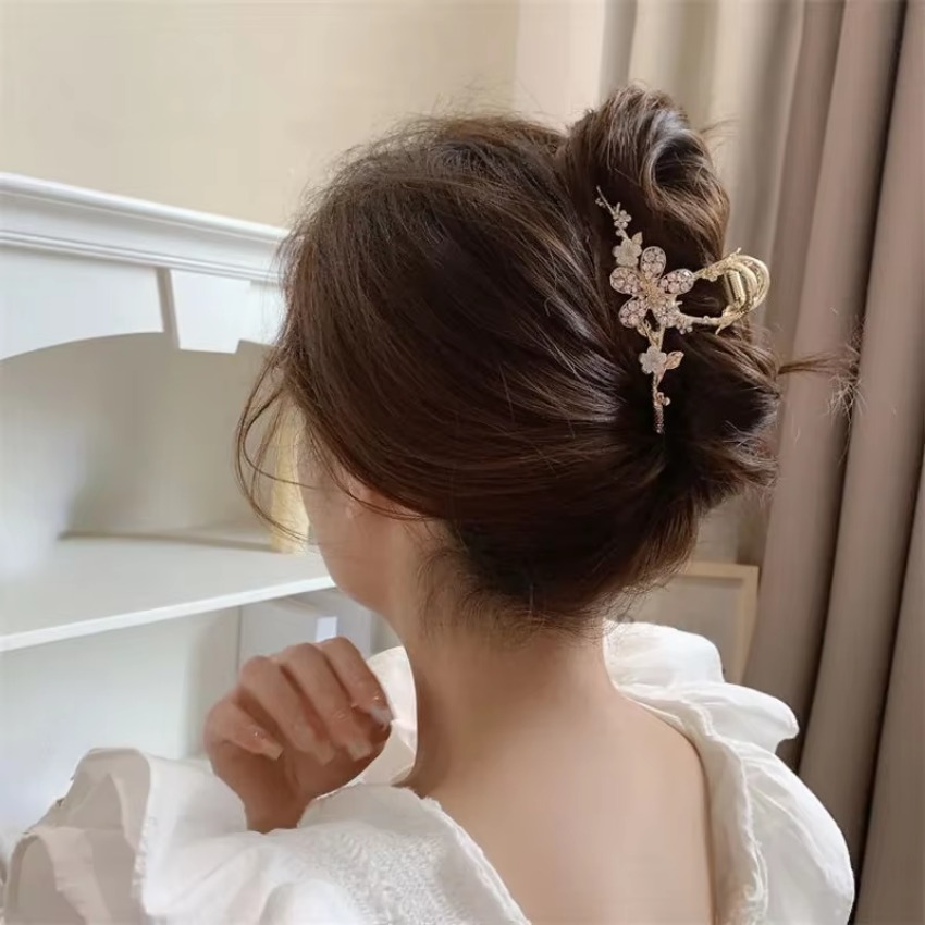 Travel Accessories For Girls - 1 Pcs Metal Hair Claw Pearl