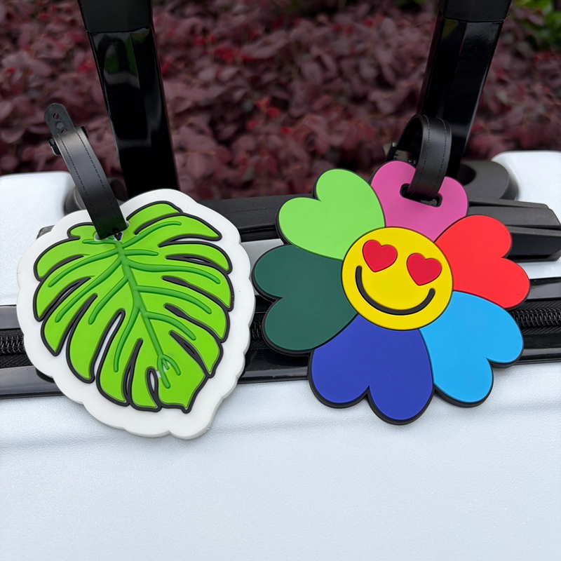 Travel Accessories International - 1/2Pcs Flower and Green Leaf Luggage
