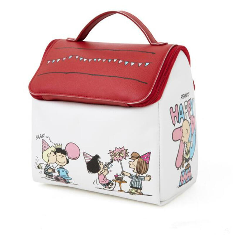 Snoopy Doghouse Shape Handheld - Travel Accessories Toiletries 评论和价格