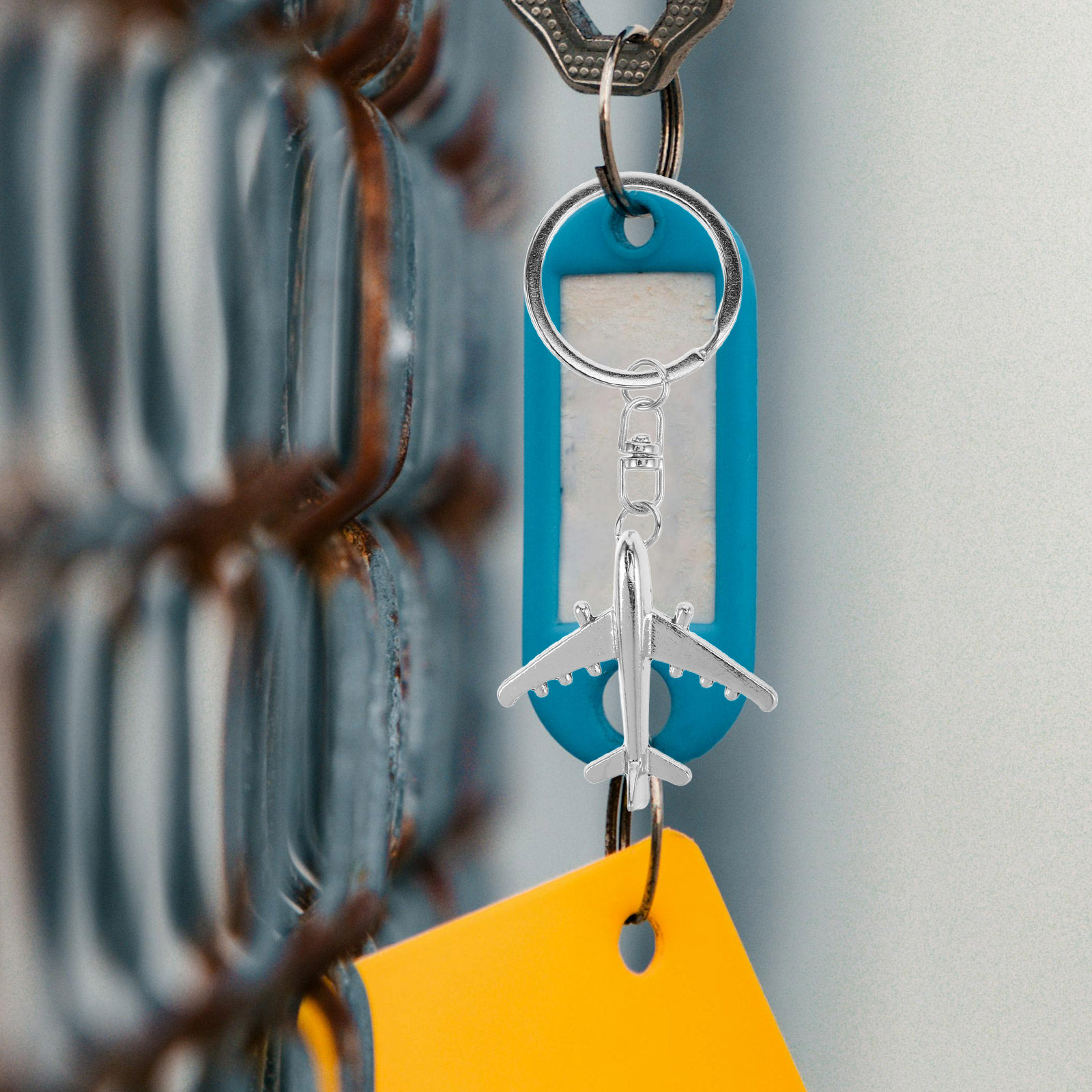 2Pcs Airplane Keychain Creativ - Travel Accessories Present 评论和价格