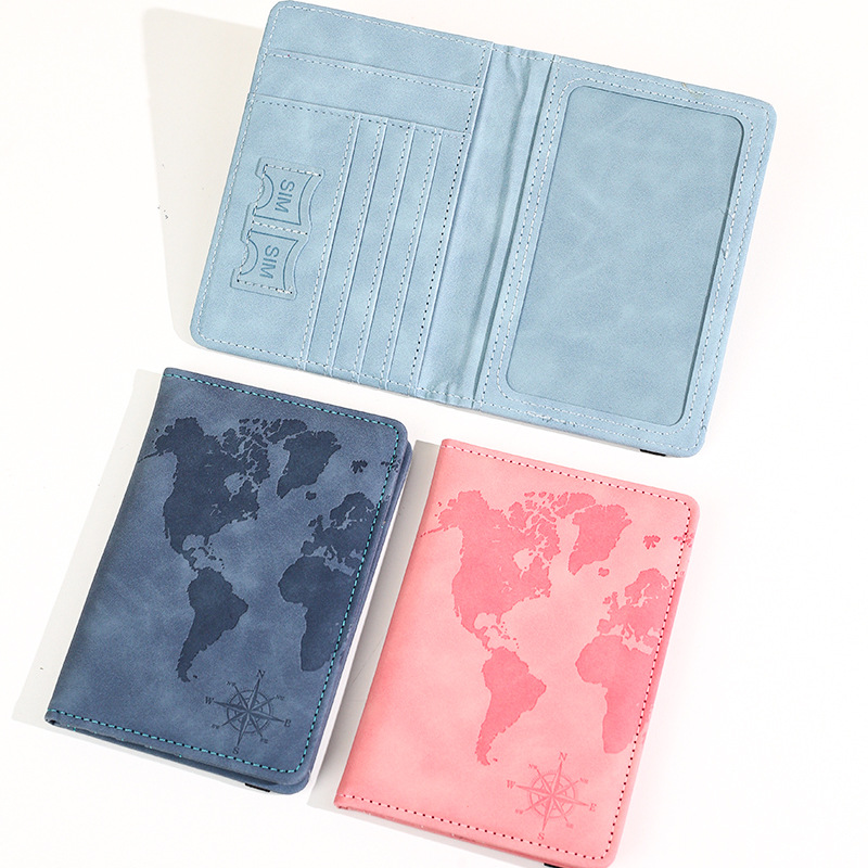 New Map Printed Passport Holde - Qantas Travel Accessories 评论和价格