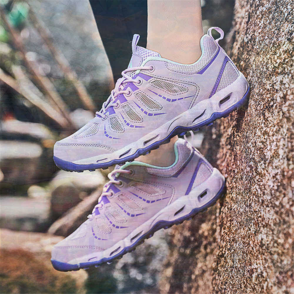 Sumer Round Tip Silver Sneaker - Travel Accessories For 10 Year Old Girl 评论和价格