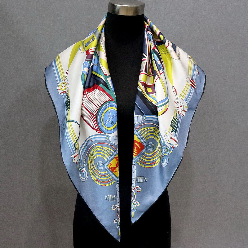 18MM Silk Scarf Women Hand Rol - Travel Accessories Bag For Women 评论和价格