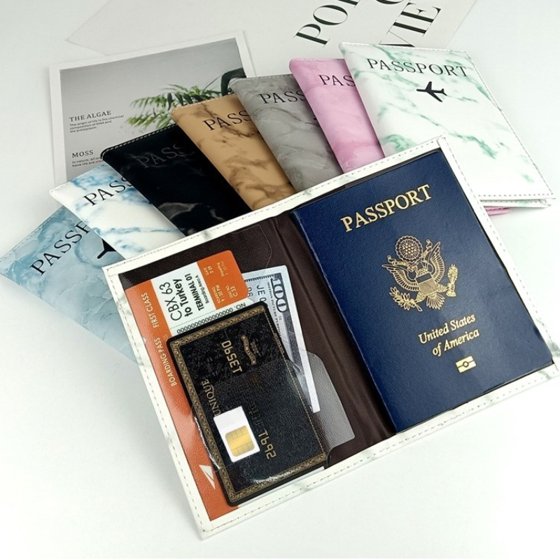 PU Leather Passport Cover Simp - Qantas Travel Accessories 评论和价格