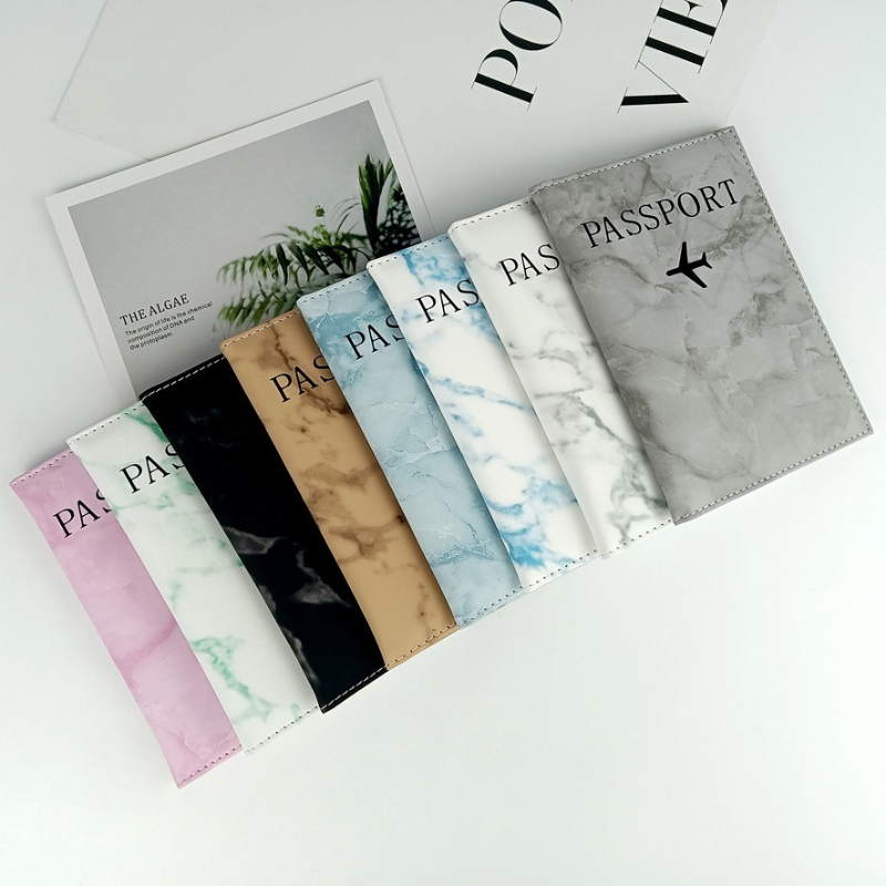 PU Leather Passport Cover Simp - Qantas Travel Accessories 评论和价格