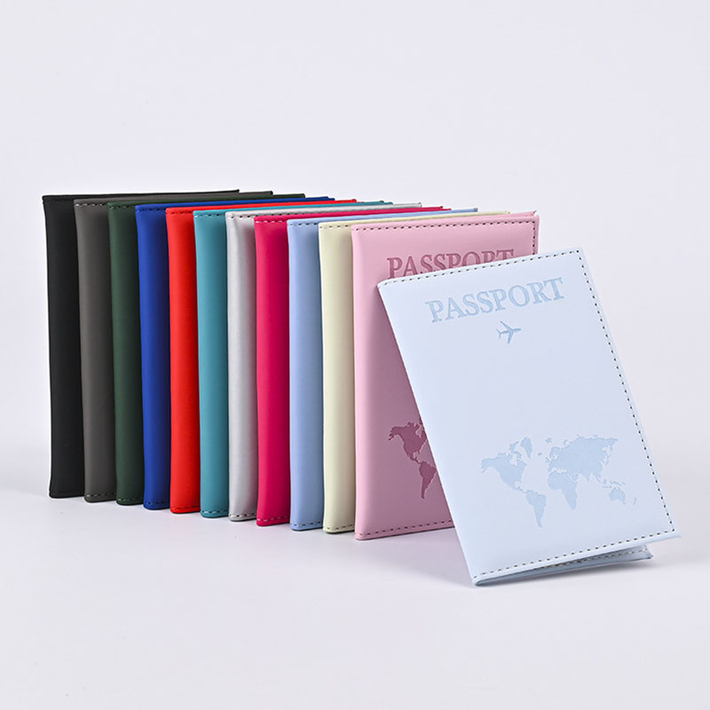 Lover The World Map Passport C - Qantas Travel Accessories 评论和价格